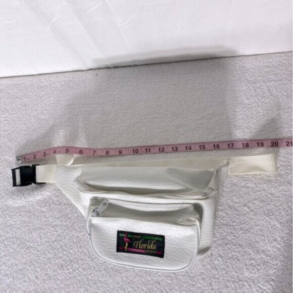 Vintage White Faux Leather Florida Sport Fanny Pack Bum Bag - Picture 5 of 15